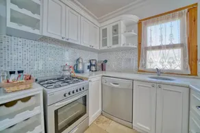 Luxury duplex apartment with terrace in the center - Image 2