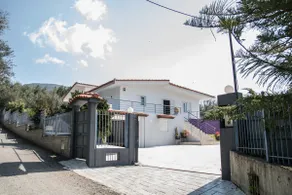Olga's Country Villa - Image 2
