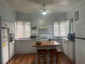 Wondai House (2 acres) - Image 2