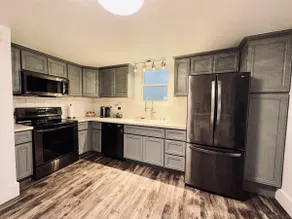 #2 Downtown Unit - Free Parking - Image 4