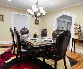 Charming Victorian Home near Xavier, UC, Downtown - Image 4