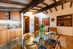 Florence apartment in the history villa - Image 5