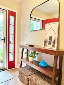 Charming South CLT Home »3 BRs + office & patio « - Image 2
