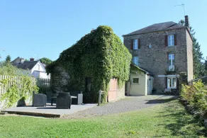 Beautiful home in the heart of Clécy - Image 3