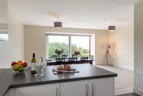 Bay View House - Image 4