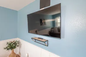 Modern, Clean, Cute Private Apartment close to OU! - Image 5