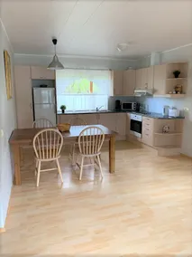Valley Guesthouse - Linda's House - Image 3
