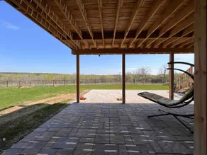 2 BR unit w/ views of spectacular sunrises - Image 4
