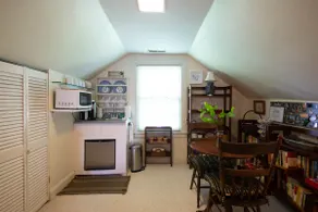 Lockeland Loft - Image 2
