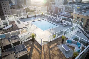 ⁎ArtDeco ⁎ Condo⁎ pool⁎ Gym⁎Free Parking⁎Jacuzzi - Image 3