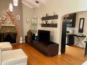 Entire Private Beautiful Home 10min drive to beach - Image 5
