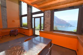 The Orange home! Private parking - Image 4