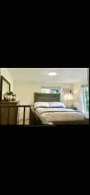 Beautiful Waterfront Retreat - Image 4
