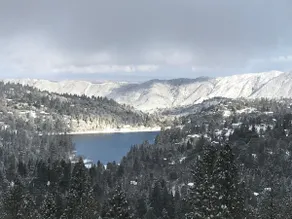 Beautiful Lake View! Sleeps 8! Fire Pit &Hot Tub! - Image 2