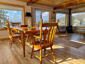 Waterfront Cottage with Wood Burning Sauna - Image 4