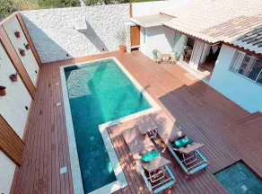 House with pool at Santinho Beach - Image 2