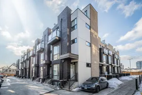 Central Townhouse 2 Beds 2 Baths Free Parking Wifi - Image 2