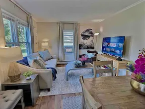 Charming Home near Galleria — Prime Location! - Image 4