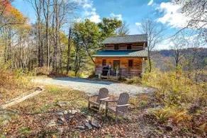 Chestnut Cabin- Couples Retreat, Hot Tub, Private - Image 5