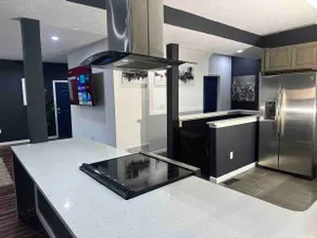 420 friendly premium apt w jet tub, air fryer oven - Image 2