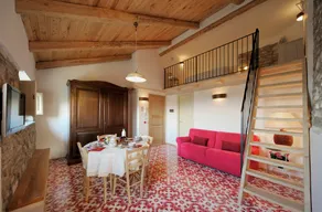 Cozy penthouse in old village - Image 2