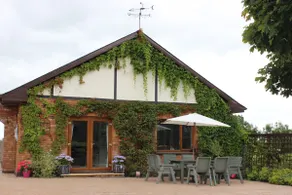 Primrose Lodge and Gardens - Image 2
