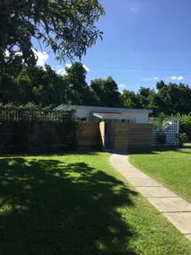 Redlands Bungalow - Image 5