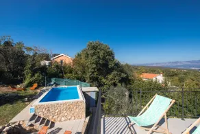 Comfort in quiet relaxing location, garden & pool - Image 5