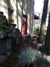 Private Lake-view Retreat - Image 3