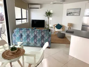 Mooloolaba Beach ~ Unit 470 Rooftop Resort - Image 2