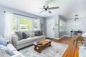 Bright & Modern 2br/1ba for 6 near LU/UL/LGH - Image 5