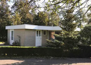 Spacious bungalow near beach and sea - Image 2