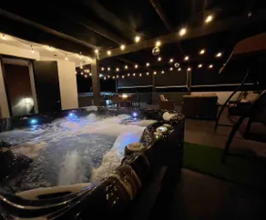 ~Villa Blanca~Luxury property w/180° Ocean Views. - Image 2