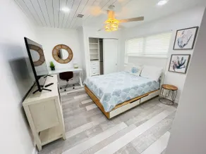 Beach House w/ Private Pool, Steps to the Beach!! - Image 5