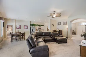 Florida Style Living - Image 2