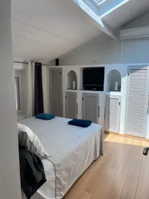 Adorable cocoon in the city center, terrace, parking - Image 2