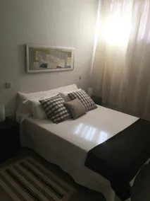 Practical apartment 500m from Plaza de Castilla - Image 2