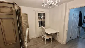 Romantic Augusta Cottage w/ hot tub - Image 4