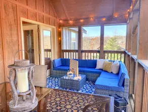 Cozy Stonebridge Cabin|2 King Suites, Heated Porch - Image 2