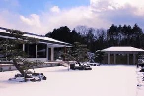 2800 square meters Japanese courtyard villa - Image 2