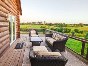 Large Cabin on a Vineyard with game room/bar - Image 5