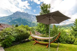 Chic Alpine Apartment for 5 - Perfect for skiers - Image 4