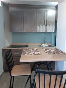 Apartment 10 minutes from the airport - Image 2