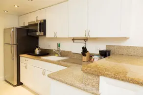 Beachfront condo-hotel one bedroom w/parking A23 - Image 5