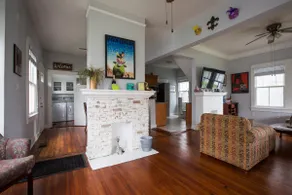 Uptown Cozy Rustic Home - Image 2