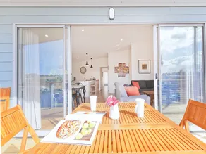 Hahndorf Haven-Absolutely Central 5 beds/2 ensuite - Image 3