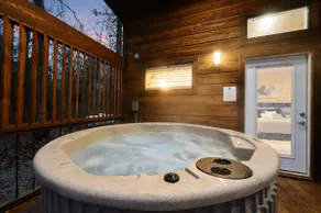 Romantic Diamond Cabin w/ jet shower & huge deck! - Image 4