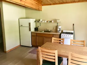 Hanging Horn Lakeside Resort - Image 4