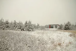 Globe House Prince Edward County - Image 2
