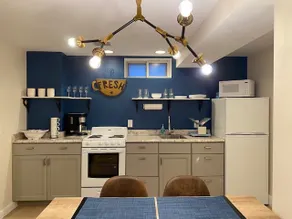Quiet 2BR Lwr Level, Full Kit, Wifi, Private Ent - Image 5
